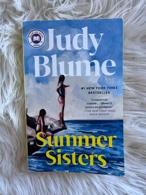 JUDY BLUME Novel -Summer Sisters. Read with Jenna book. NYT Bestseller